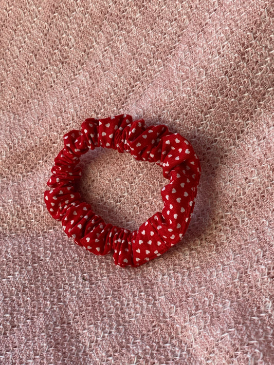 Red Heart Mini Scrunchie