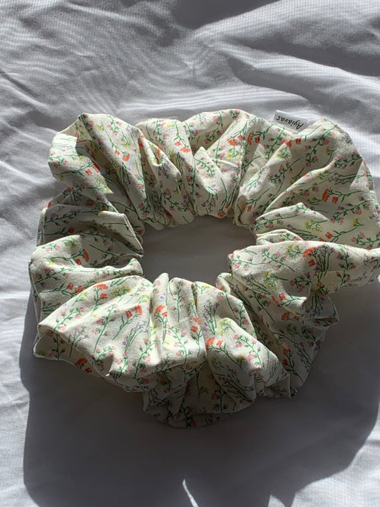 Cream Flower Jumbo Scrunchie